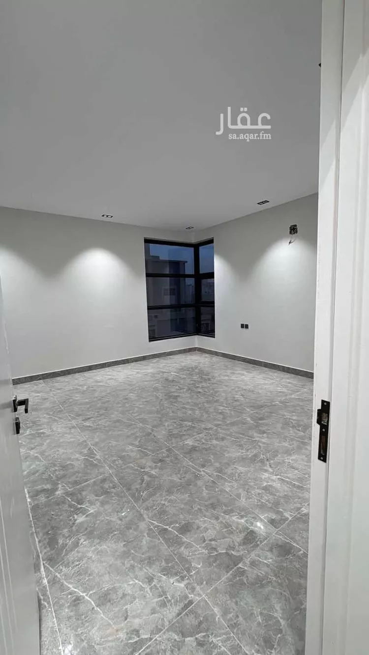 دور للبيع في شارع ١٣٢, حي الجنادرية, مدينة الرياض, منطقة الرياض صورة 4