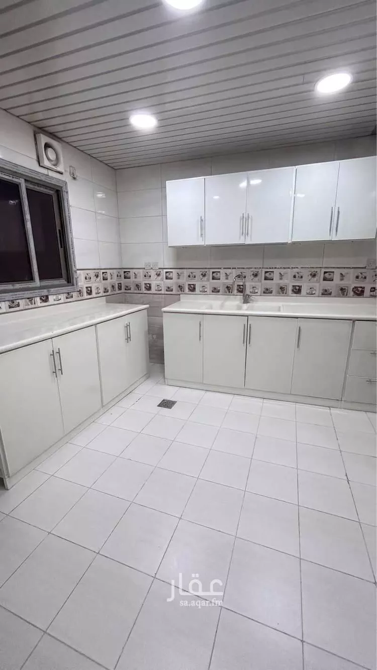 شقة للإيجار في شارع ابراهيم بن خارط, حي بنى حارثة, مدينة المدينة المنورة, منطقة المدينة المنورة صورة 3