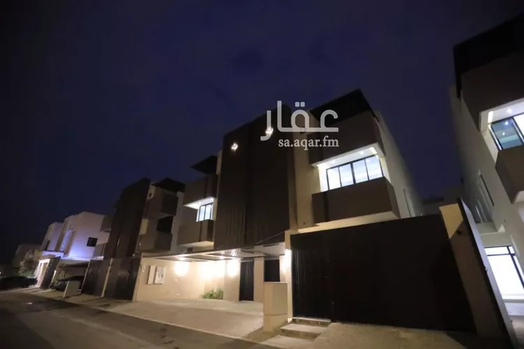 دور للبيع في شارع محمد السلمانى, حي الرمال, مدينة الرياض, منطقة الرياض صورة 3