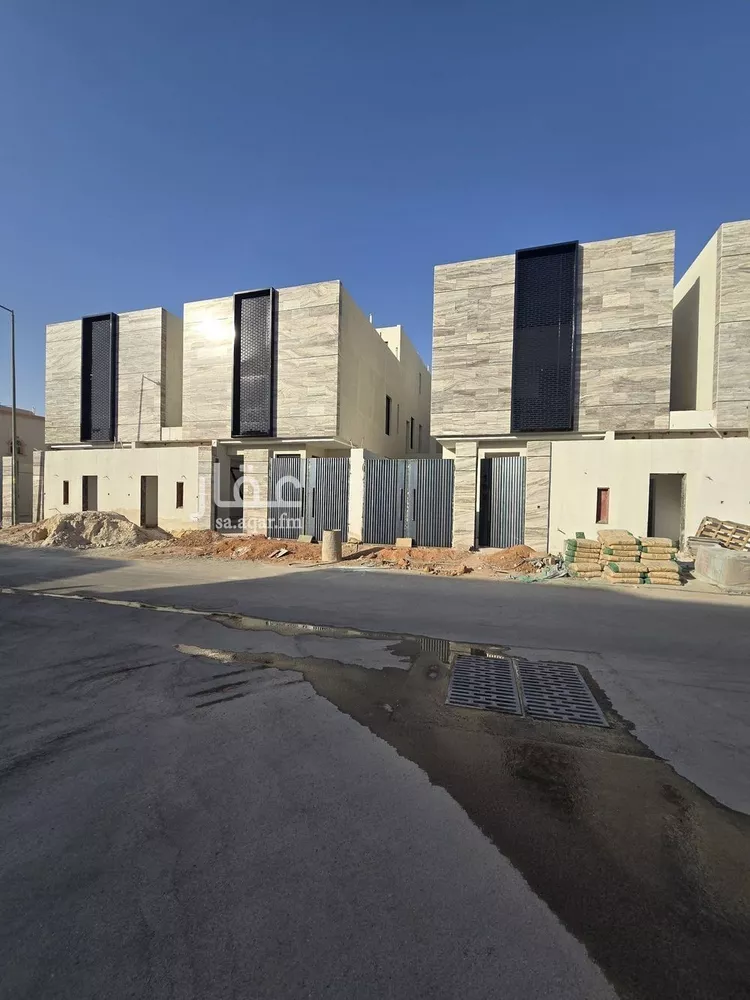 فيلا للبيع في شارع عبدالله بن قيس, حي إشبيلية, مدينة الرياض, منطقة الرياض