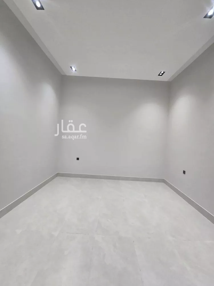دور للبيع في شارع الدامر, حي غرناطة, مدينة الرياض, منطقة الرياض صورة 4