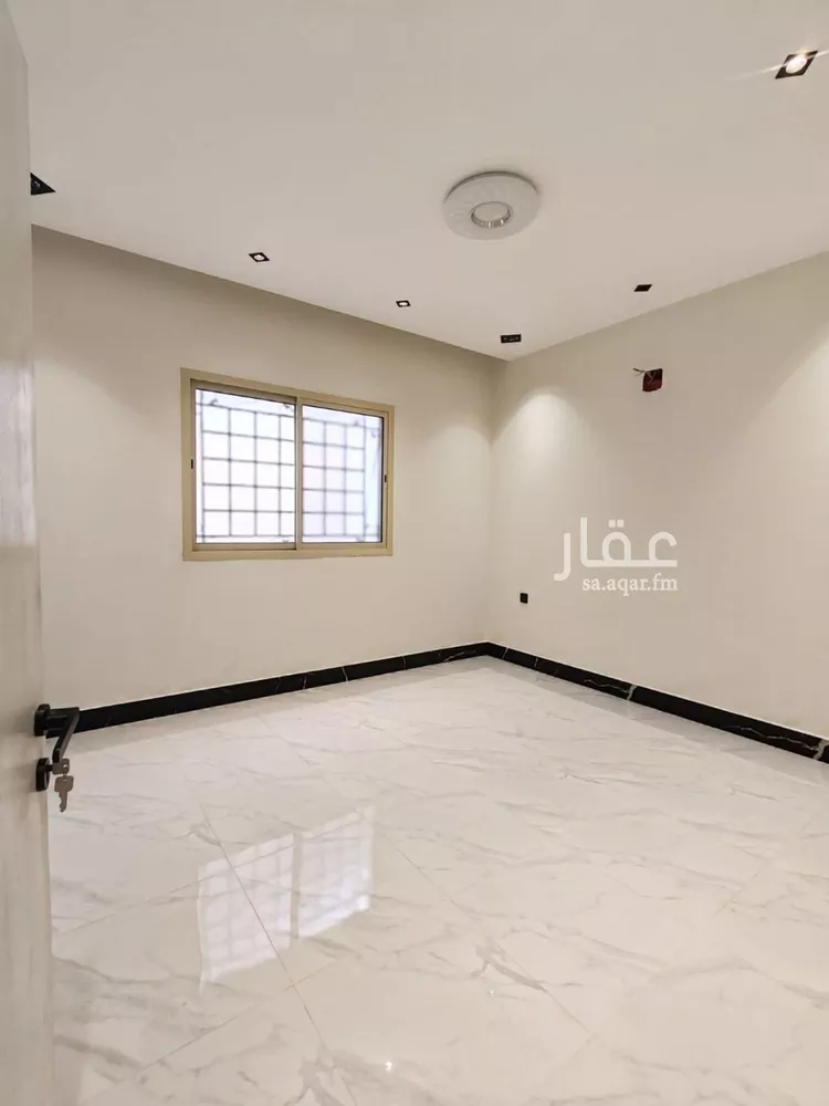 فيلا للبيع في شارع ابي جعفر المنصور, حي غرناطة, مدينة الرياض, منطقة الرياض صورة 3