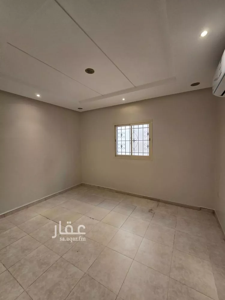 فيلا للبيع في شارع رقم 204, حي الياسمين, مدينة الرياض, منطقة الرياض صورة 2