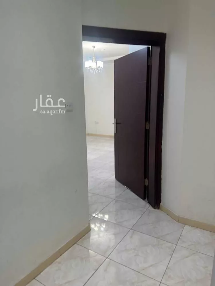 شقة للإيجار في شارع الفرزدق, حي الملز, مدينة الرياض, منطقة الرياض صورة 2