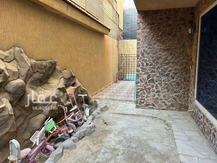 فيلا للبيع في شارع الحريدة, حي الملقا, مدينة الرياض, منطقة الرياض صورة 4