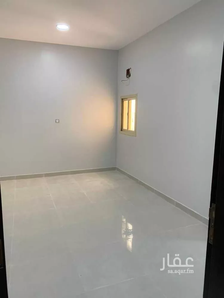 عمارة للإيجار في شارع الخامس عشر, حي الثقبة, مدينة الخبر, المنطقة الشرقية صورة 3