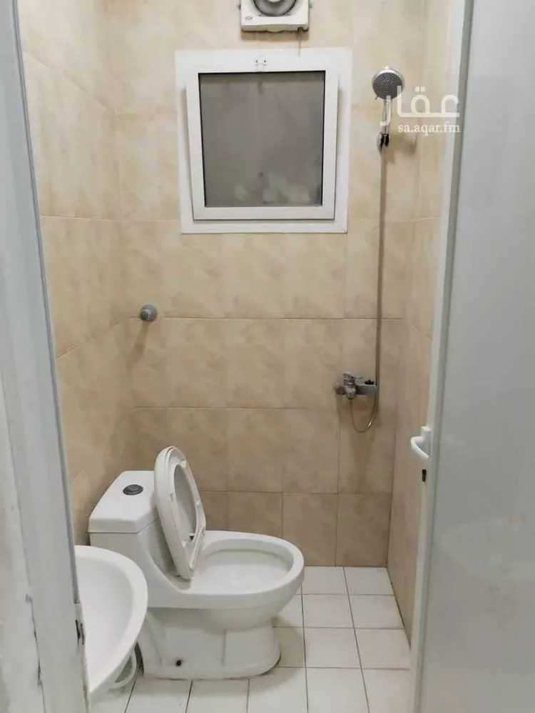 عمارة للإيجار في شارع الانوار, حي ابن سيناء, مدينة الخبر, المنطقة الشرقية صورة 4