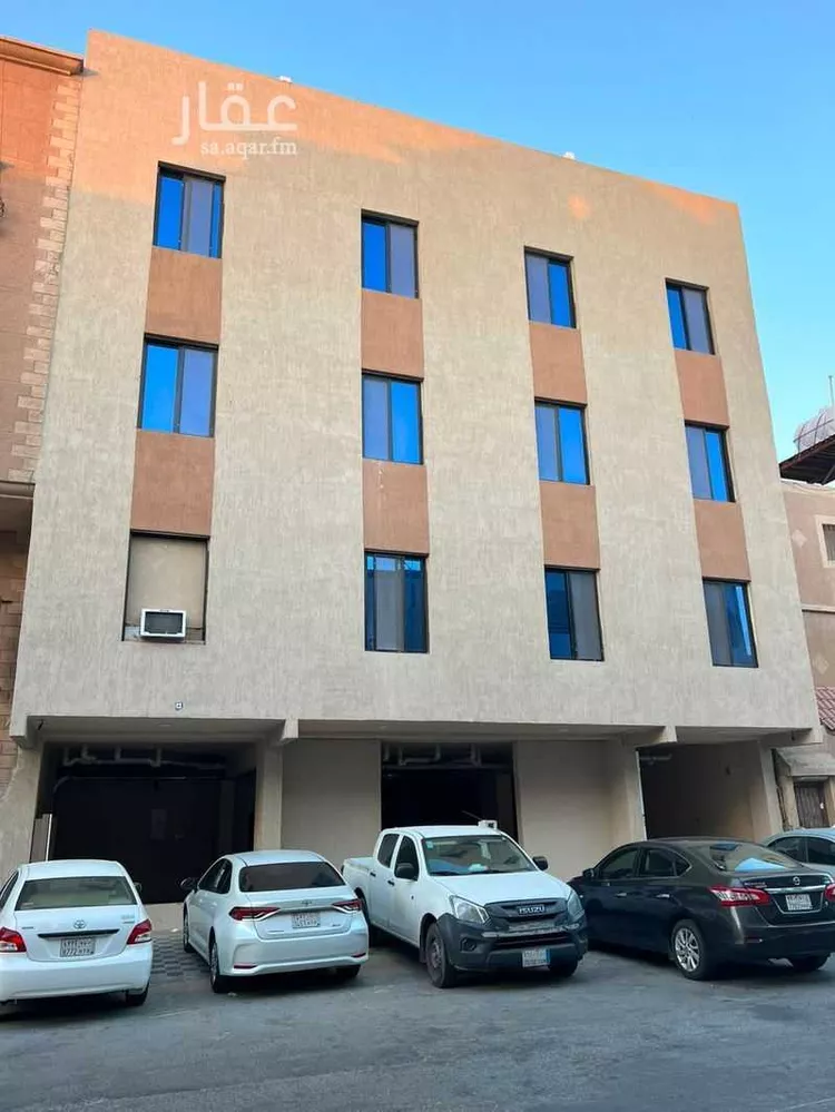 عمارة للإيجار في شارع ينبع, حي الثقبة, مدينة الخبر, المنطقة الشرقية صورة 2