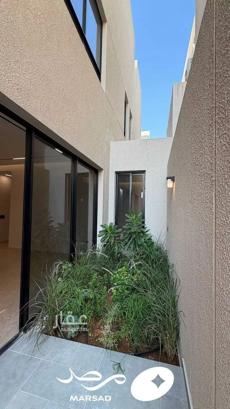 Floor for Rent in Riyadh An Narjis 6
