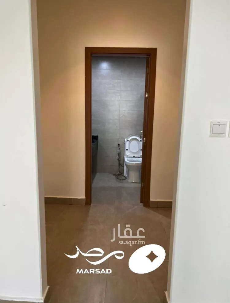 فيلا للإيجار في شارع البرهان بن أيوب, حي مطار الملك خالد الدولي, مدينة الرياض, منطقة الرياض صورة 4