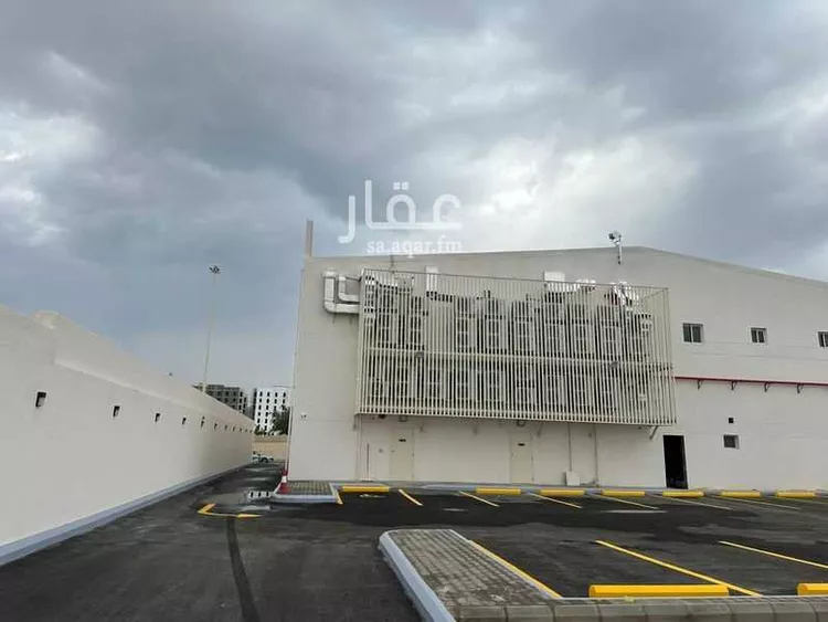 Shop for Rent in Medina Ar Rawabi صورة 3