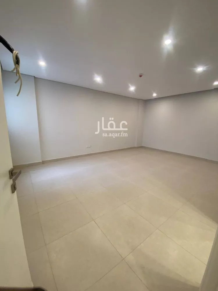 شقة للبيع في شارع محمد بن جبير, حي الملك فهد, مدينة مكه المكرمه, منطقة مكة المكرمة صورة 3