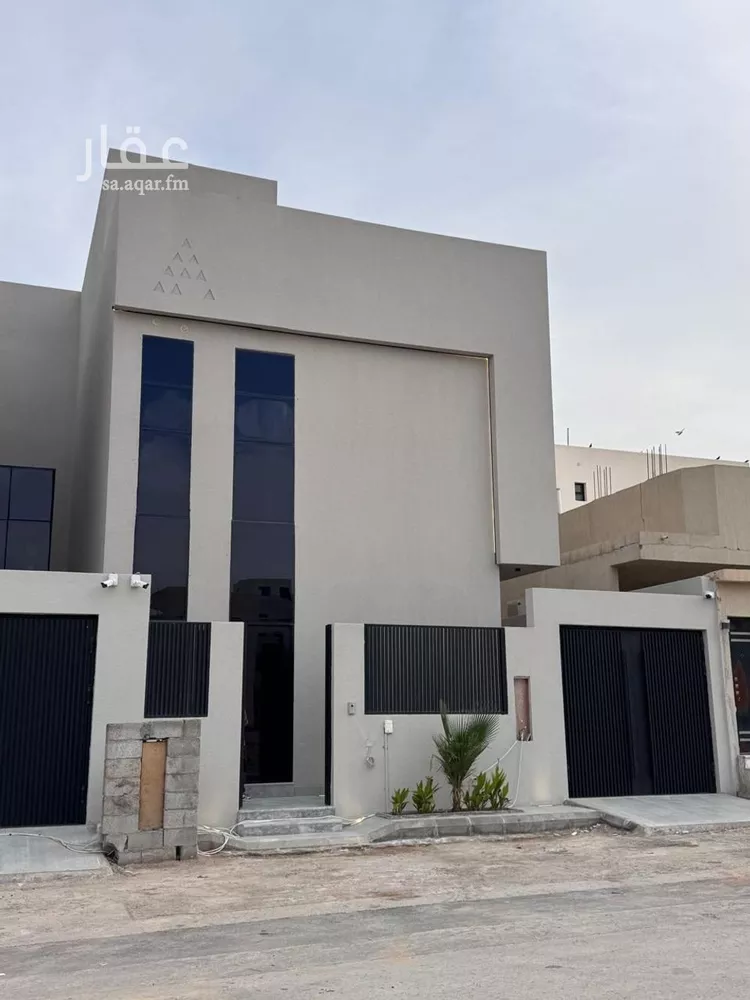 Villa for Sale in Riyadh Al Mahdiyah