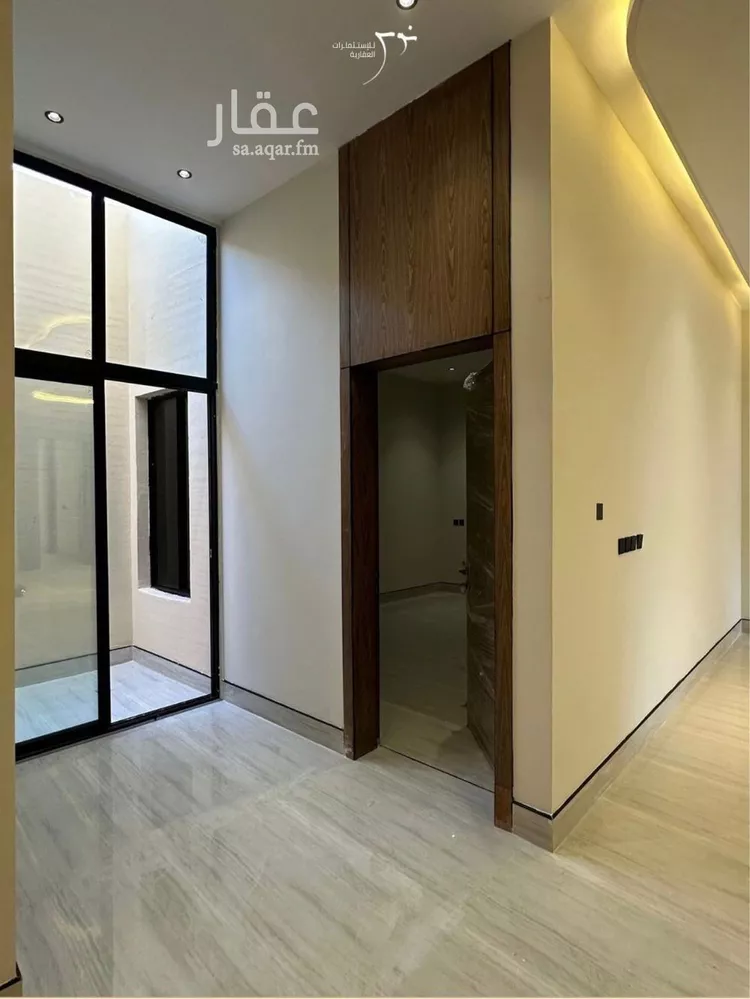 فيلا للبيع في شارع إسماعيل بن أبي الغنائم, حي المهدية, مدينة الرياض, منطقة الرياض صورة 4