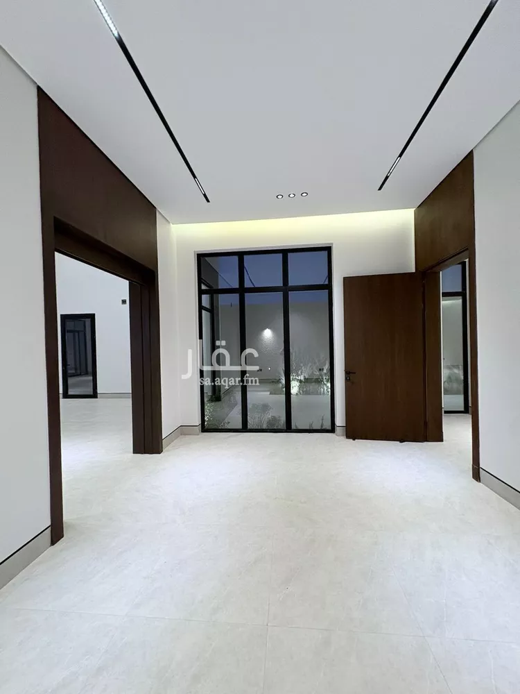 فيلا للبيع في شارع أحمد الكازروني, حي المهدية, مدينة الرياض, منطقة الرياض صورة 4