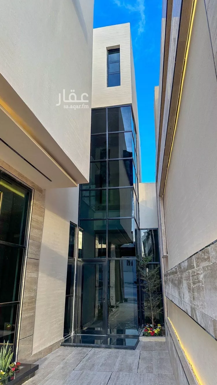 Villa for Sale in Riyadh Al Mahdiyah صورة 3