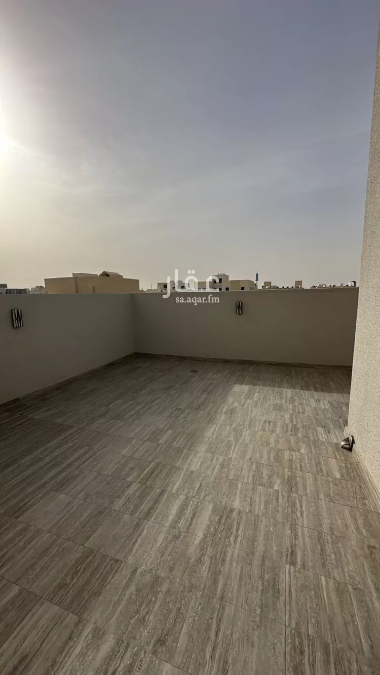 فيلا للبيع في شارع سعد الله بن مجالد, حي المهدية, مدينة الرياض, منطقة الرياض صورة 3