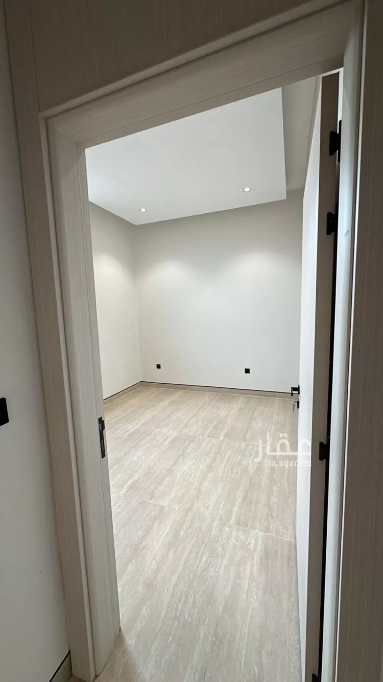 شقة للبيع في شارع ابن المهاجر, حي المهدية, مدينة الرياض, منطقة الرياض صورة 4