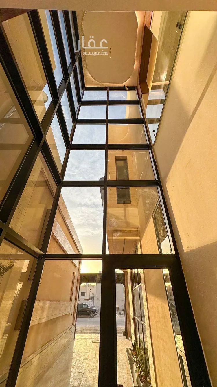 Villa for Sale in Riyadh Al Mahdiyah صورة 4