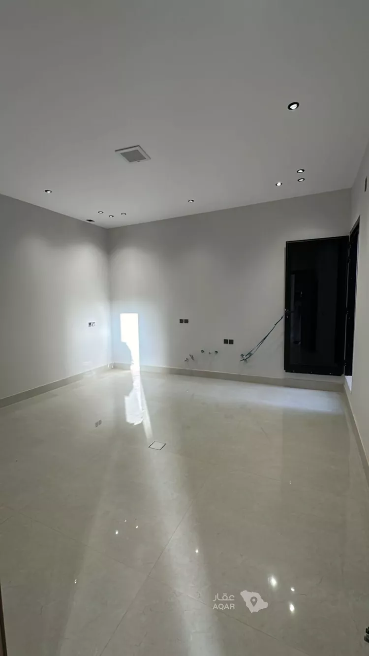 Villa for Sale in Riyadh Al Mahdiyah صورة 5
