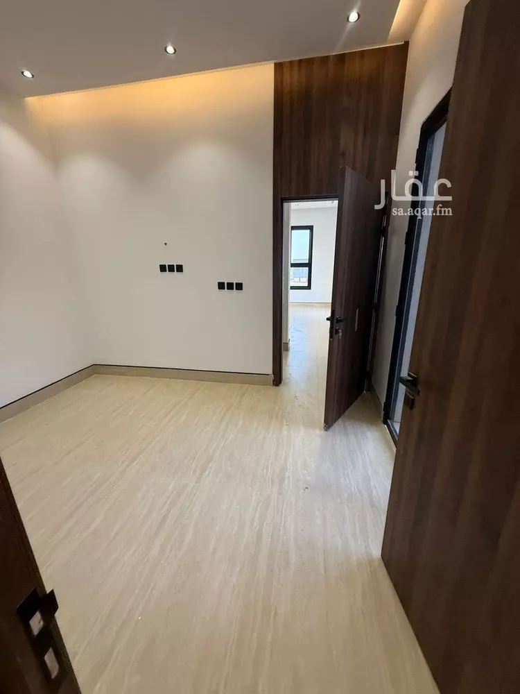 فيلا للبيع في شارع نبرة, حي ظهرة لبن, مدينة الرياض, منطقة الرياض صورة 4