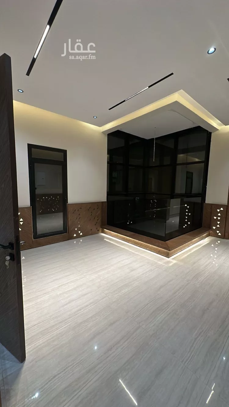 فيلا للبيع في شارع المظفر بن النموذج, حي المهدية, مدينة الرياض, منطقة الرياض 7