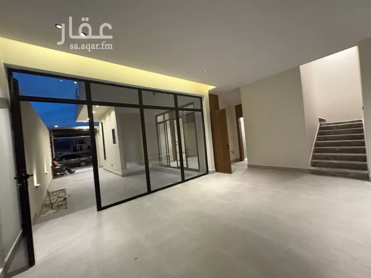فيلا للبيع في شارع سليمان بن يوسف, حي المهدية, مدينة الرياض, منطقة الرياض صورة 2