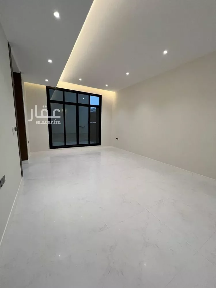 Villa for Sale in Riyadh Al Mahdiyah صورة 3