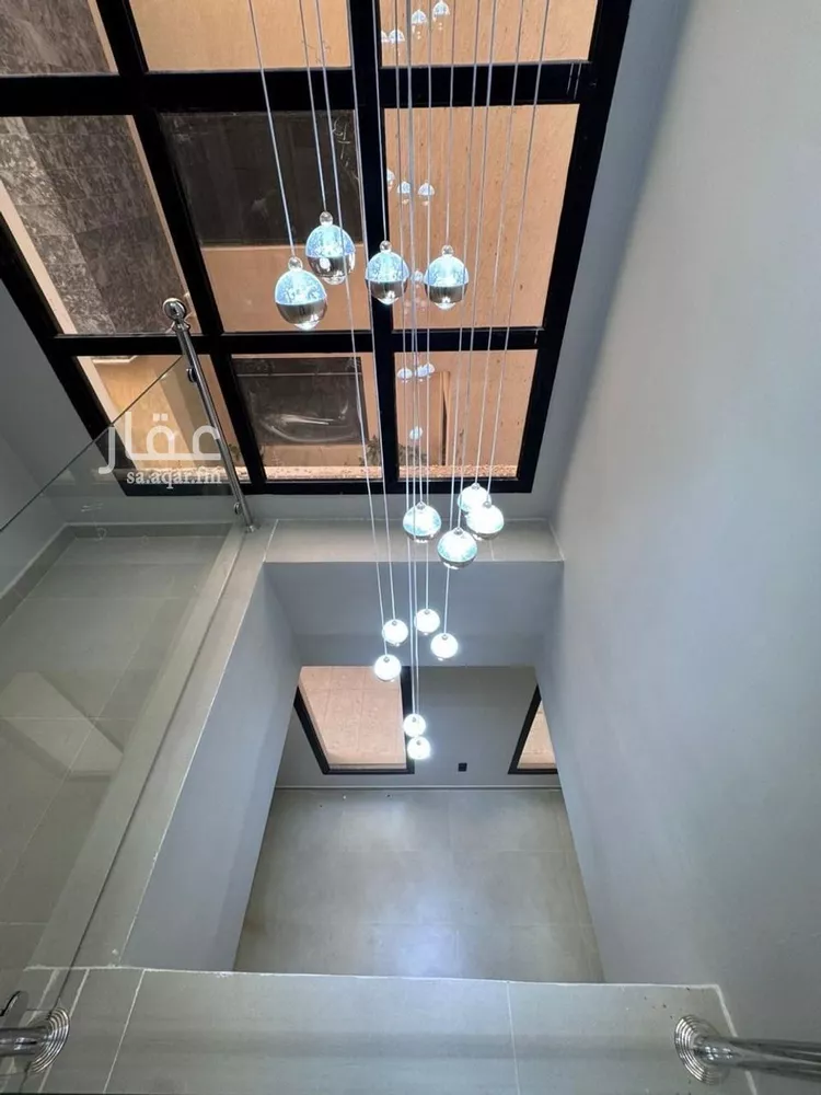 فيلا للبيع في شارع السيل الكبير, حي المهدية, مدينة الرياض, منطقة الرياض صورة 5