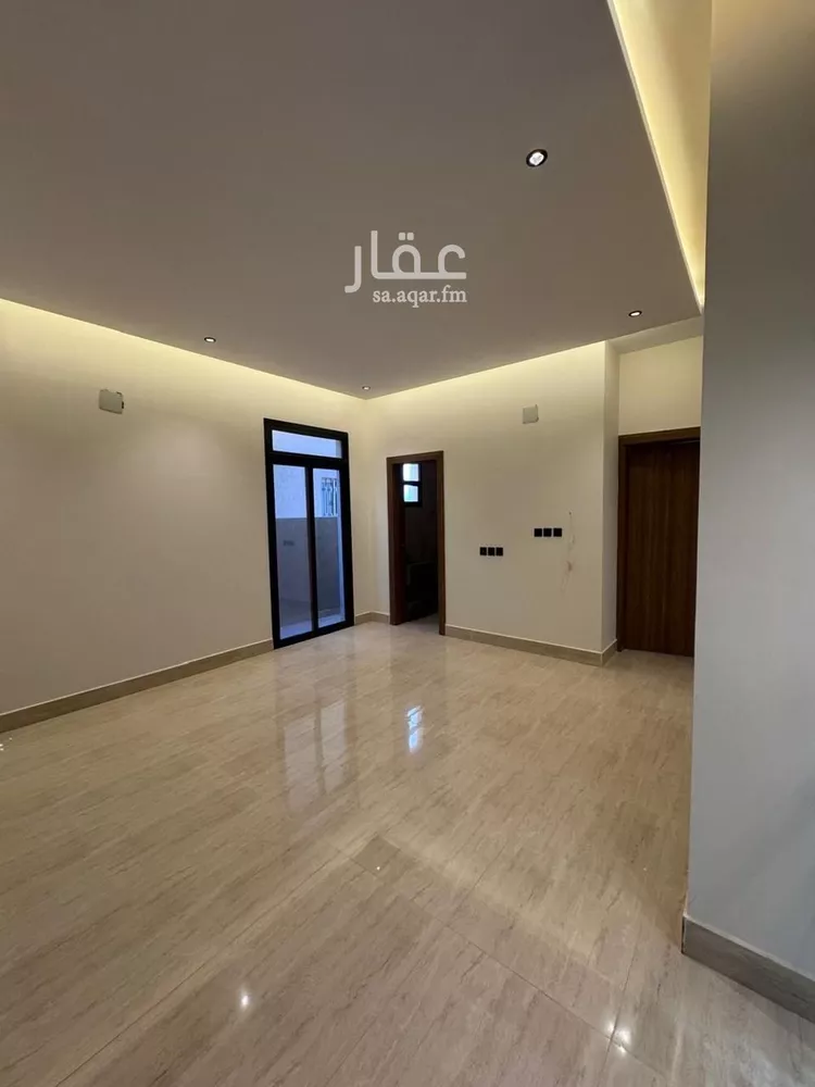 Villa for Sale in Riyadh Al Mahdiyah صورة 4