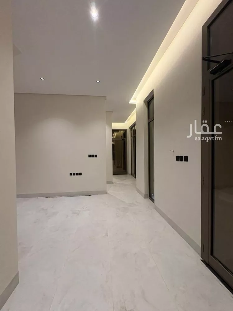 Villa for Sale in Riyadh Al Mahdiyah صورة 4