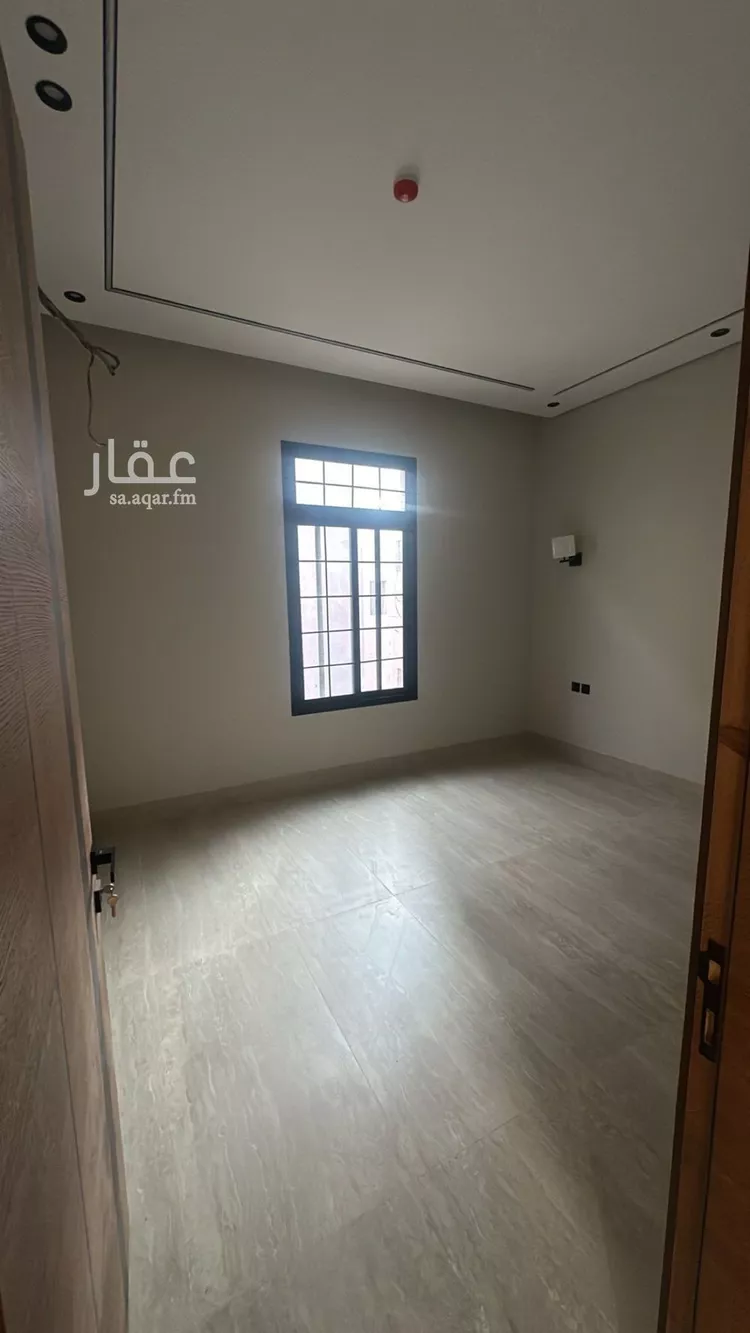 شقة للبيع في شارع أبي الشيخ الأصبهاني, حي المهدية, مدينة الرياض, منطقة الرياض 10
