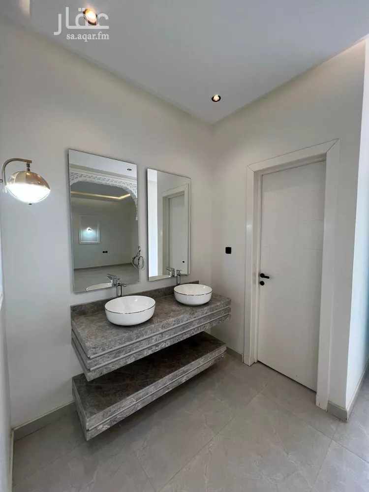 Villa for Sale in Riyadh Al Mahdiyah صورة 3