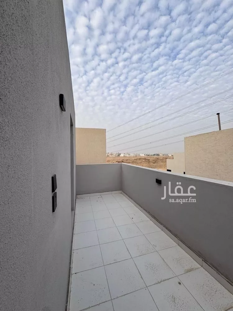 Villa for Sale in Riyadh Al Mahdiyah صورة 3