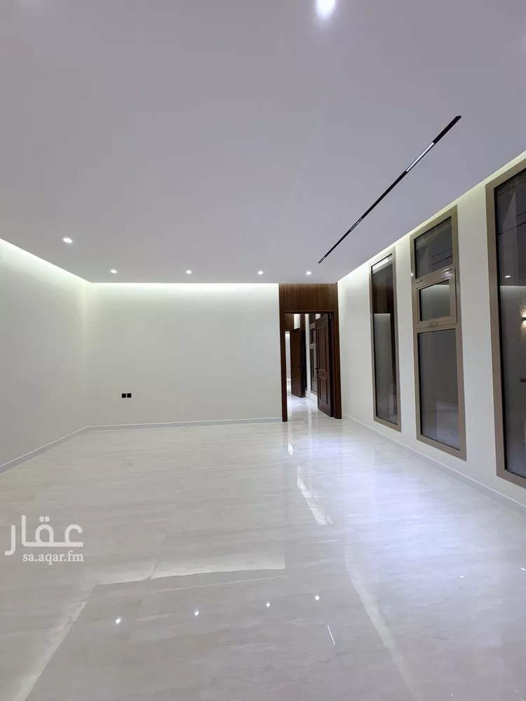 فيلا للبيع في شارع السيل الكبير, حي المهدية, مدينة الرياض, منطقة الرياض صورة 5