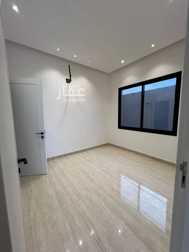 فيلا للبيع في شارع أبي الزناد, حي المهدية, مدينة الرياض, منطقة الرياض صورة 4