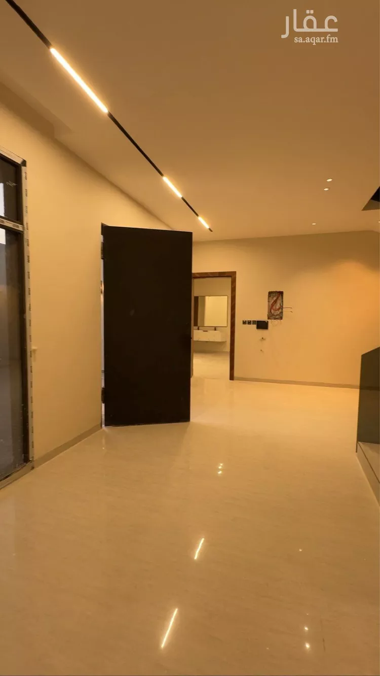 فيلا للبيع في شارع أحمد بن قطرب, حي المهدية, مدينة الرياض, منطقة الرياض صورة 5