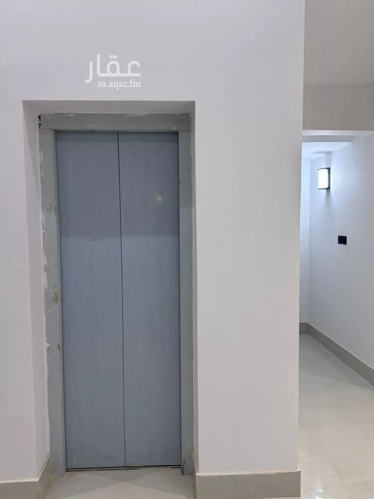 فيلا للبيع في شارع أنس الكناني, حي المهدية, مدينة الرياض, منطقة الرياض صورة 5