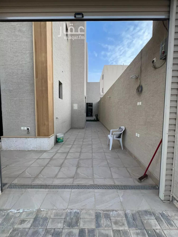 فيلا للبيع في شارع أبي الزناد, حي المهدية, مدينة الرياض, منطقة الرياض صورة 2