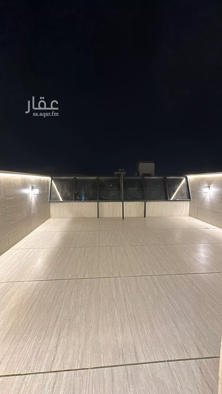 فيلا للبيع في شارع المظفر بن النموذج, حي المهدية, مدينة الرياض, منطقة الرياض 12