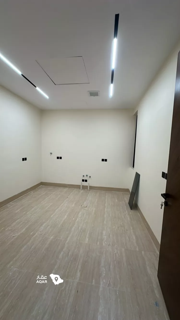 Villa for Sale in Riyadh Al Mahdiyah 9