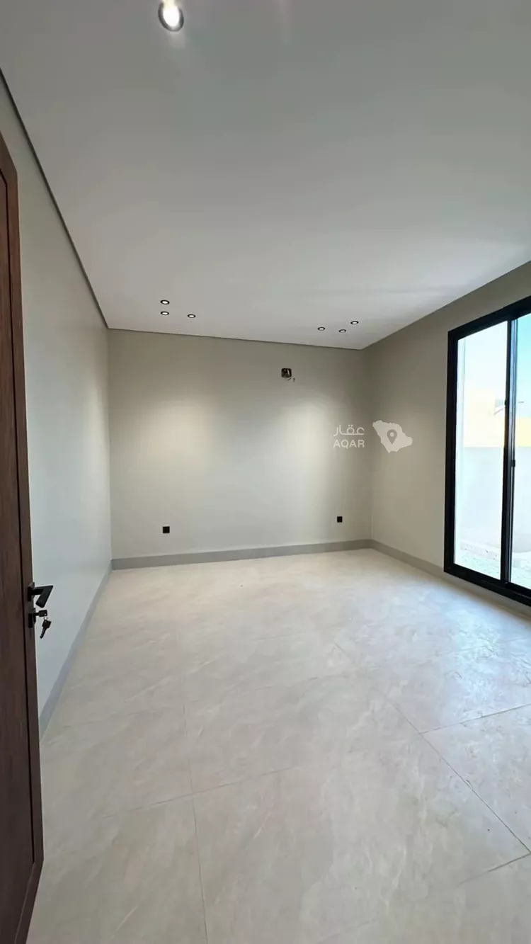 فيلا للبيع في شارع السيل الكبير, حي المهدية, مدينة الرياض, منطقة الرياض 15
