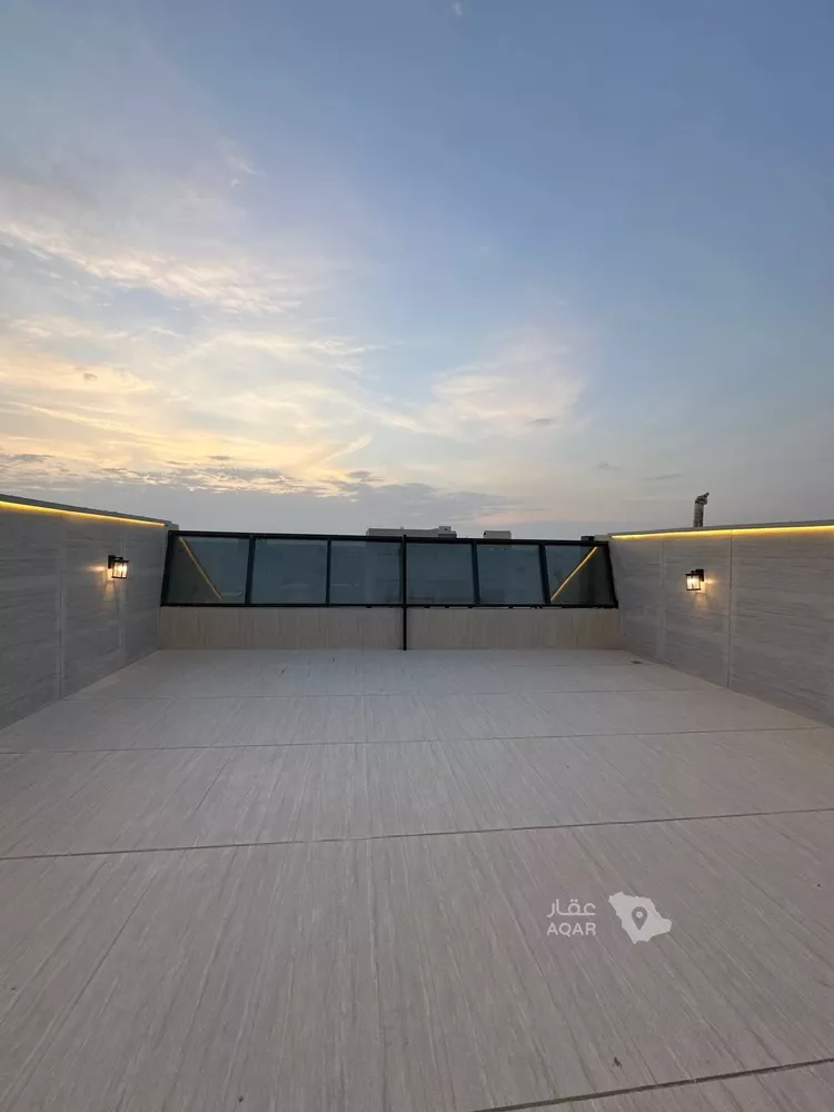 فيلا للبيع في شارع إسماعيل بن أبي الغنائم, حي المهدية, مدينة الرياض, منطقة الرياض 18