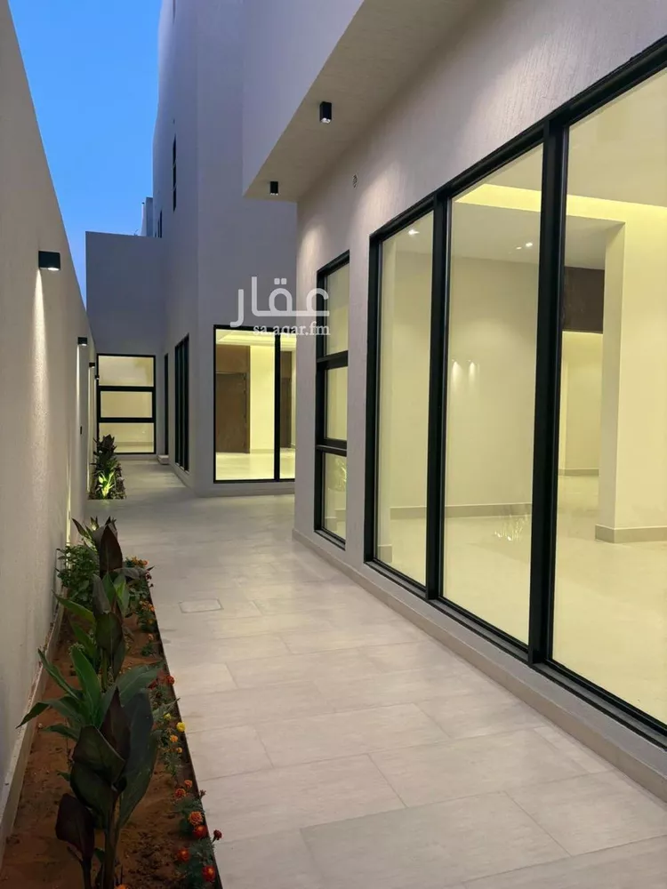 Villa for Sale in Riyadh Al Mahdiyah صورة 4