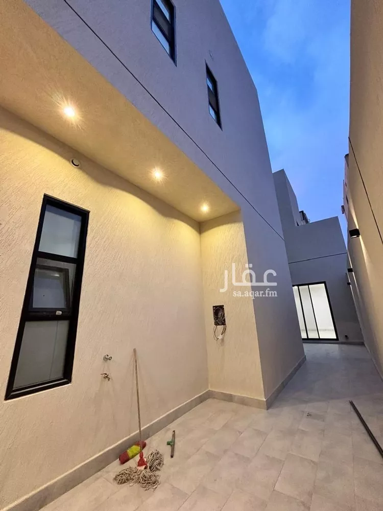 Villa for Sale in Riyadh Al Mahdiyah صورة 3