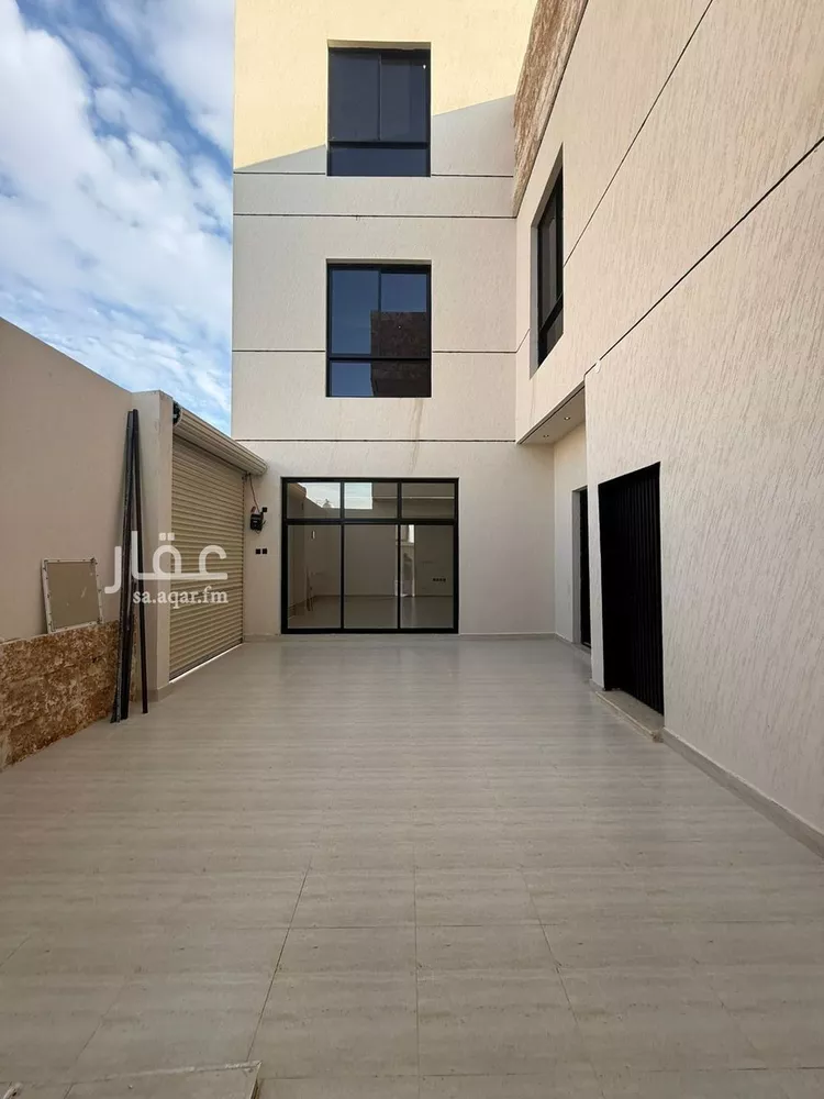 فيلا للبيع في شارع الطائف, حي ظهرة لبن, مدينة الرياض, منطقة الرياض صورة 2