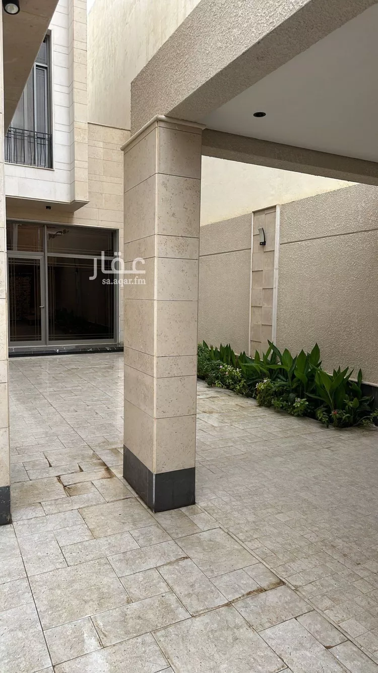 فيلا للبيع في شارع ضوء الصباح, حي المهدية, مدينة الرياض, منطقة الرياض صورة 5