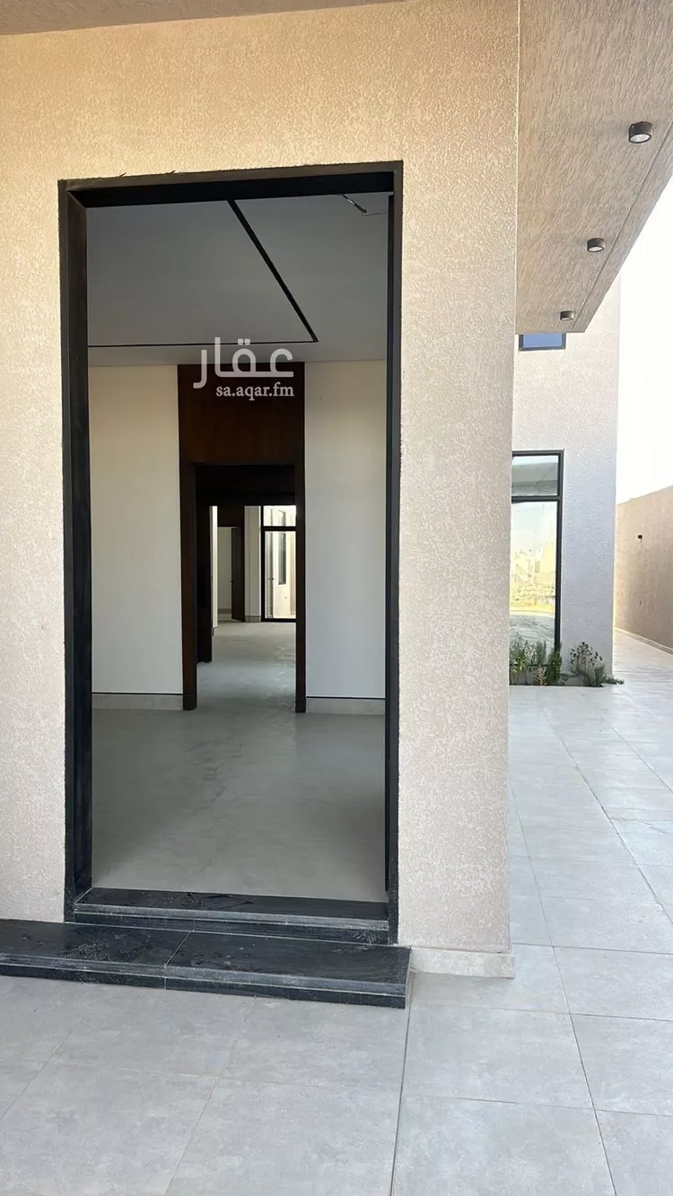 فيلا للبيع في شارع أحمد الكازروني, حي المهدية, مدينة الرياض, منطقة الرياض صورة 3