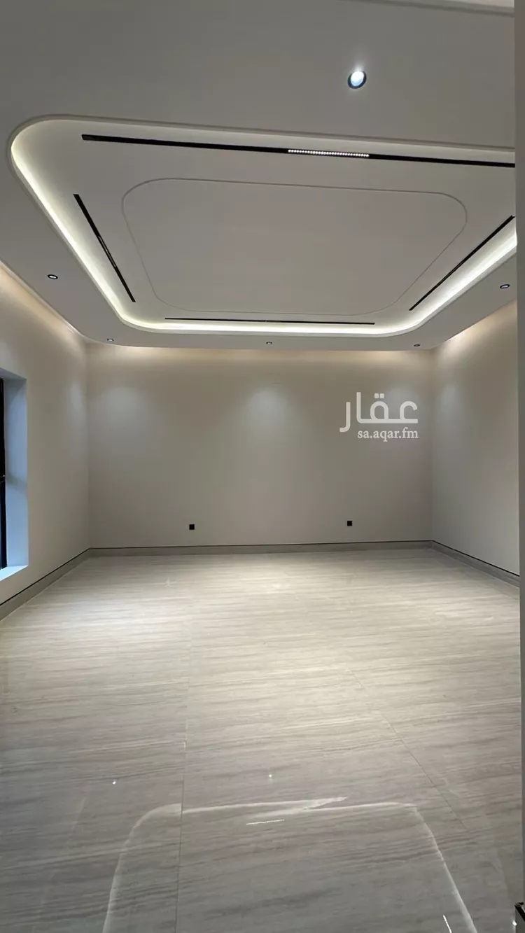 فيلا للبيع في شارع إسماعيل بن أبي الغنائم, حي المهدية, مدينة الرياض, منطقة الرياض 12