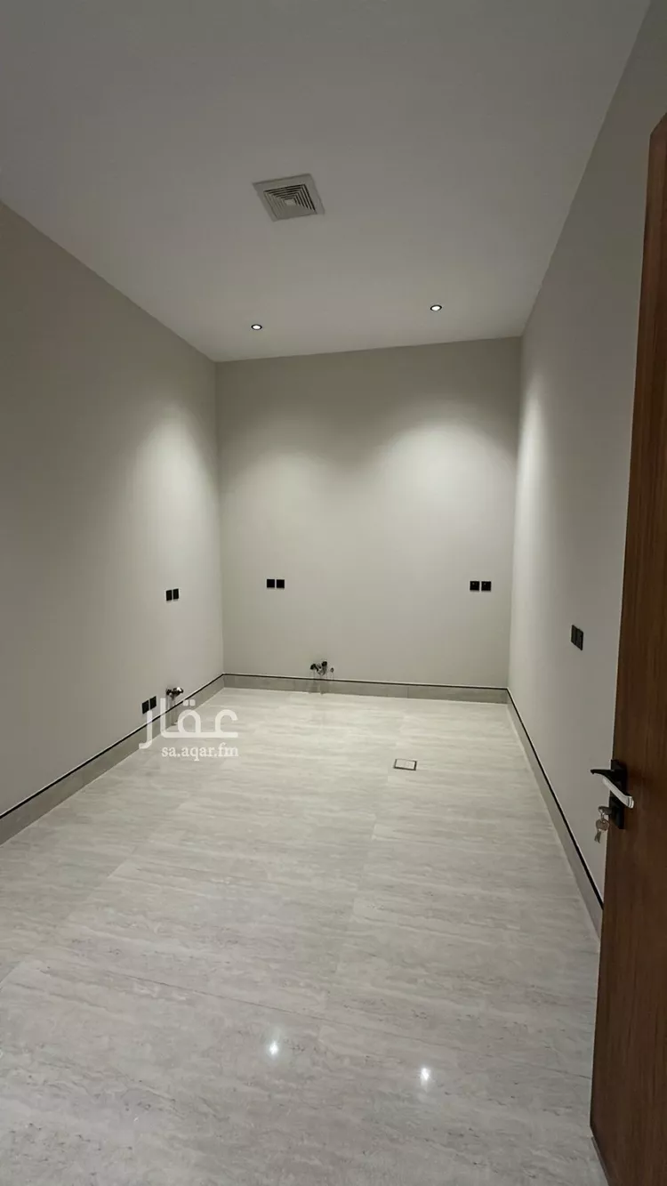 Villa for Sale in Riyadh Al Mahdiyah صورة 4